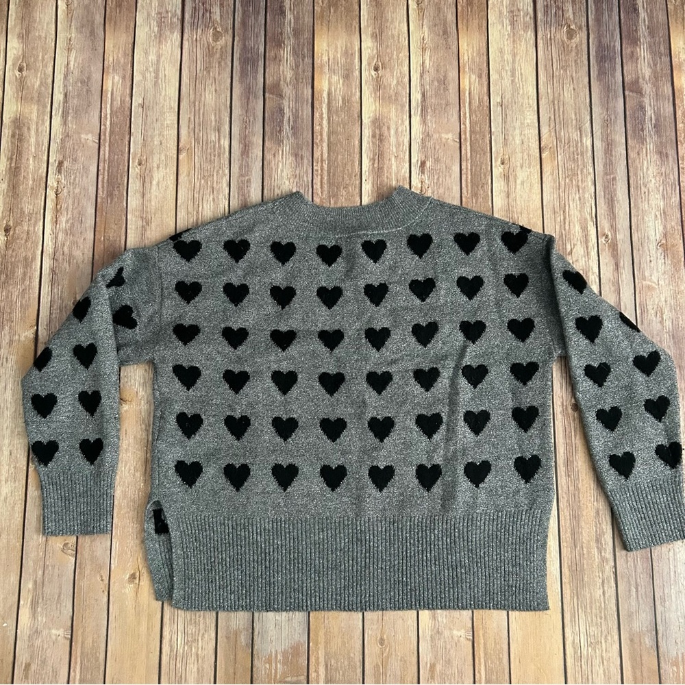 Levi's Gray Sweater with Black Hearts | Size M - Picture 4 of 6